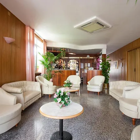 Milena Hotel 3*
